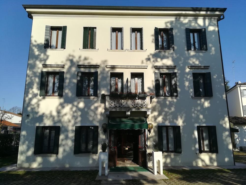 Hotel Scala Treviso Exterior foto