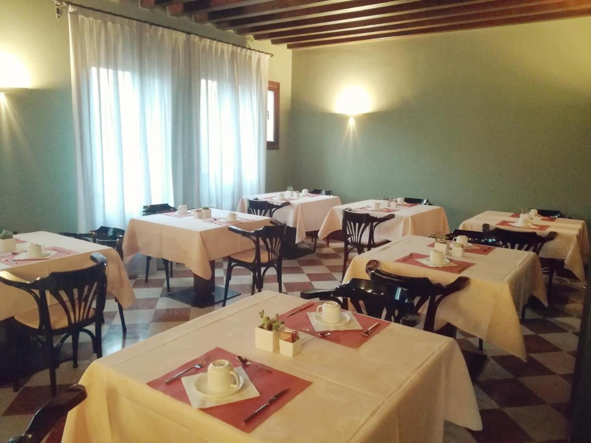 Hotel Scala Treviso Exterior foto